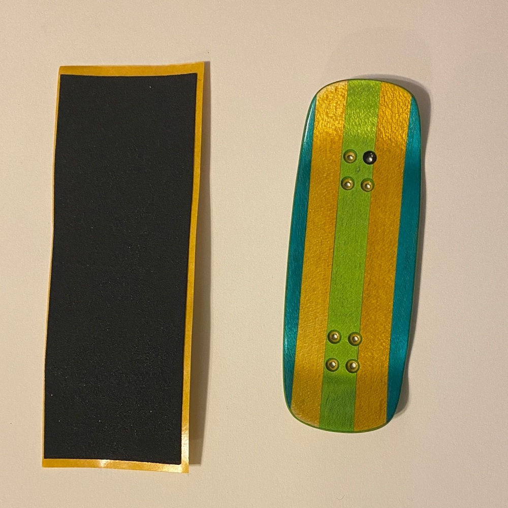 Colorful split ply Fingerboard with Grip Tape